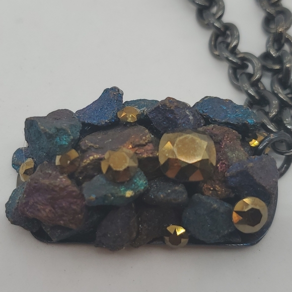 GILDED PEACOCK RHINESTONE DOG TAG NECKLACE - Picture 3 of 5